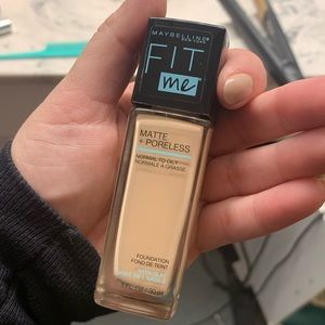 Maybelline Fit Me Foundation